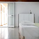 Sara Santa Maria al Bagno