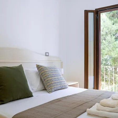 Sara Bed & Breakfast *