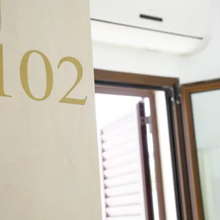 Sara Bed & Breakfast 3*