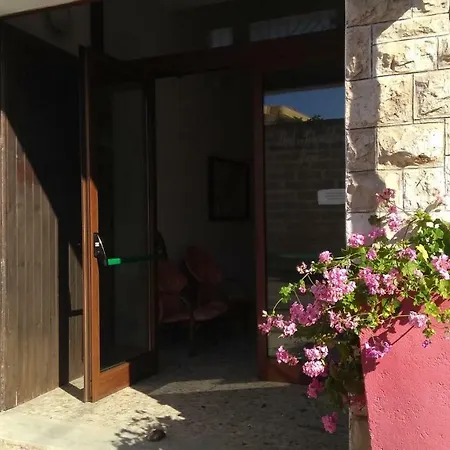 Sara Bed & Breakfast 3*